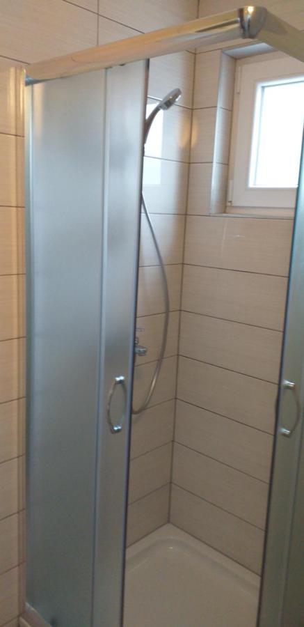 Studio Apartmani Sehic Krvavica Exterior foto